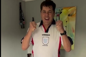英格兰球迷卖房看世界杯_2026世界杯北美7周行程