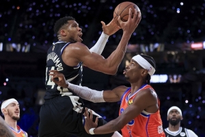 字母哥比赛直播_雷霆vs雄鹿最新动态_NBA交易流言