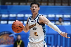 胡金秋比赛直播_广厦vs上海_cba最新战况