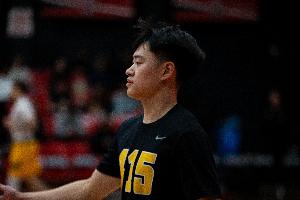 赵维伦比赛直播_中国男篮最新动态_CBA篮球高清在线观看
