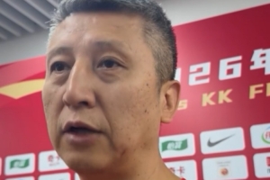郭士强比赛直播_中国男篮最新动态_篮球精神传承