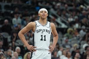 马刺比赛直播_凯尔登约翰逊最新动态_NBA篮球在线观看