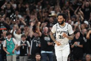 马刺vs对手比赛直播_篮球NBA最新动态_马刺队史纪录