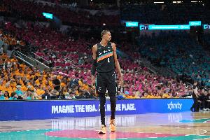 文班亚马比赛直播_尼克斯vs马刺最新战况_NBA常规赛高清在线观看