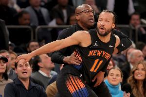 尼克斯vs马刺_布伦森下半场摧毁科内特_NBA比赛直播高清