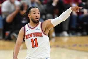 马刺vs尼克斯_布伦森全明星后卫_篮球NBA最新战报