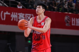 徐昕比赛直播_CBA最新动态_中国男篮精彩扣篮