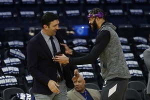 勇士vs帕楚里亚_篮球NBA最新动态_勇士续约价值分析