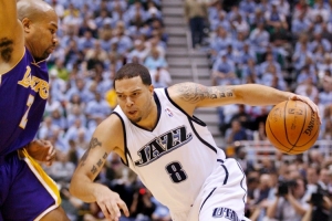 德隆比赛直播_NBA最新动态_篮球赛事高清在线观看