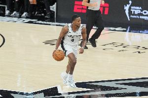 马刺vs尼克斯_福克斯比赛直播_NBA最新动态