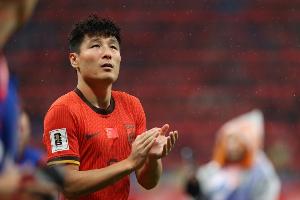 武磊比赛直播_中国男足最新动态_中国足球世预赛高清观看