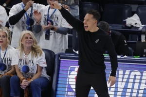马刺vs米奇_最佳教练荣誉_NBA最新动态