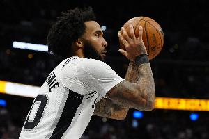 马刺vs对手_尚帕尼5记三分16分10板_篮球NBA战报