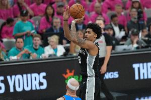 马刺vs尼克斯_NBA总决赛新秀首节得分纪录_篮球比赛高清直播