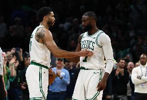 杰森·塔图姆比赛直播_凯尔特人NBA最新动态_攻防一体球星高清回放