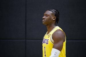 湖人vs休赛期_湖人vs蒂耶罗_篮球NBA最新动态