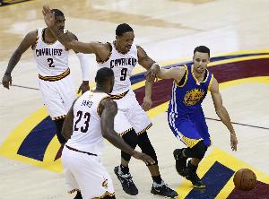 库里比赛直播_勇士vs骑士_NBA最新动态