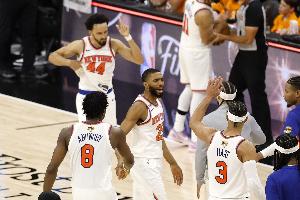 尼克斯vs马刺_NBA篮球最新战报_今日NBA比赛直播