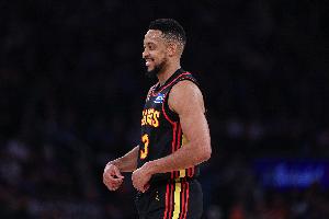 老鹰vs尼克斯_NBA比赛直播_CJ麦科勒姆最新动态
