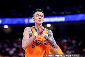 刘铮比赛直播_上海男篮CBA最新动态_广厦篮球冠军点赞