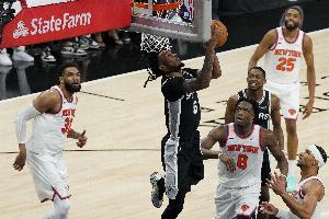 尼克斯vs哈特_篮球NBA最新战报