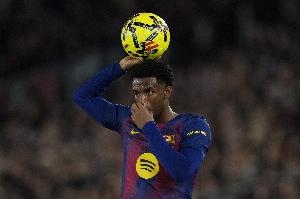 巴塞罗那vs曼联_西甲转会最新动态_曼城阿斯顿维拉有意巴尔德