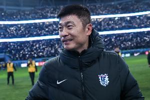 大连英博vs国足新星_毛伟杰朱鹏宇首秀_中超最新动态