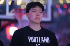 杨瀚森比赛直播_篮球NBA最新动态_开拓者球员资讯