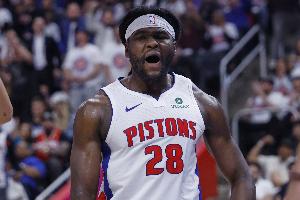 活塞vs斯图尔特_休赛期交易市场最新动态_NBA篮球交易流言