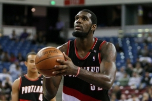 奥登比赛直播_NBA篮球最新动态_篮球赛事高清回放