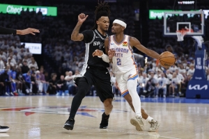 亚历山大比赛直播_NBA篮球最新动态_雷霆vs对手进攻犯规解析