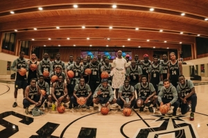 塞内加尔国家队vs马刺训练中心_足球世界杯动态_NBA跨界联动