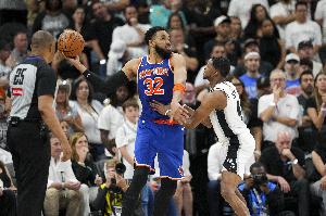 唐斯比赛直播_尼克斯NBA总决赛最新动态_篮球高清在线观看