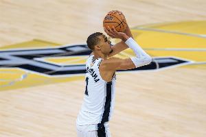 文班亚马比赛直播_文班亚马NBA最新动态_马刺vs尼克斯总决赛心态