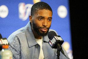 尼克斯vs篮球_nba季后赛最新战况_尼克斯连胜纪录