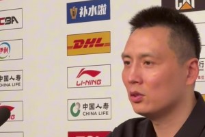 14篮板生涯新高！李弘权：无论多累都要坚持，抢板靠对球的渴望视频封面